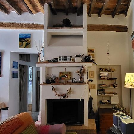 Apartamento La Casa Di Dina Castelmuzio Exterior foto